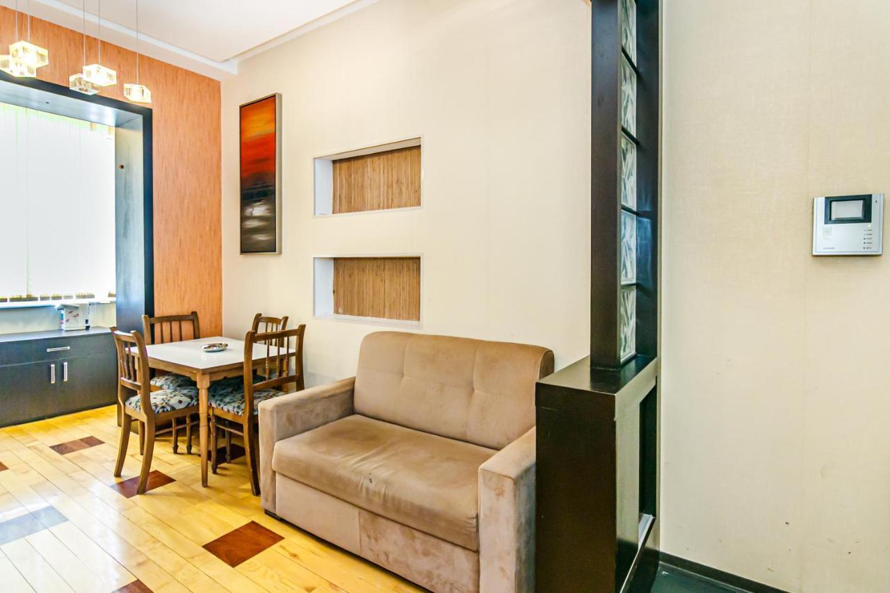 Lovely Sweet Apartment Baku Exterior foto